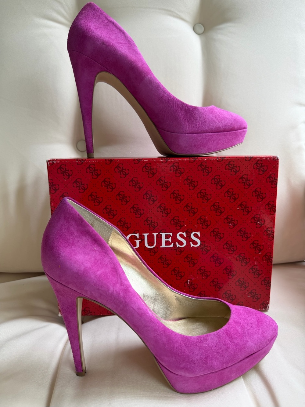 GUESS Fuchsia Suede Platform Stiletto Pumps